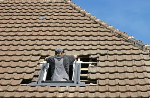 Pose de velux - Le Cheix